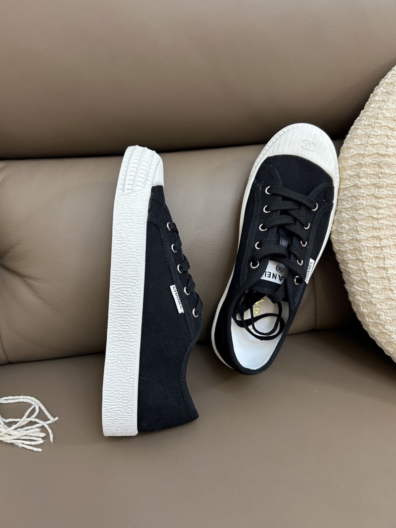 Ch**el sneakers
